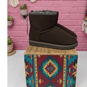 Muk Luks 🤎🤑🤎Essentials Brown boho water Resistant Faux Shearling Ankle Boot 8